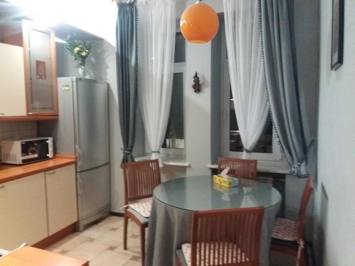 Apartment U Lidii In Center Of Kiev Near Railways Station Zewnętrze zdjęcie